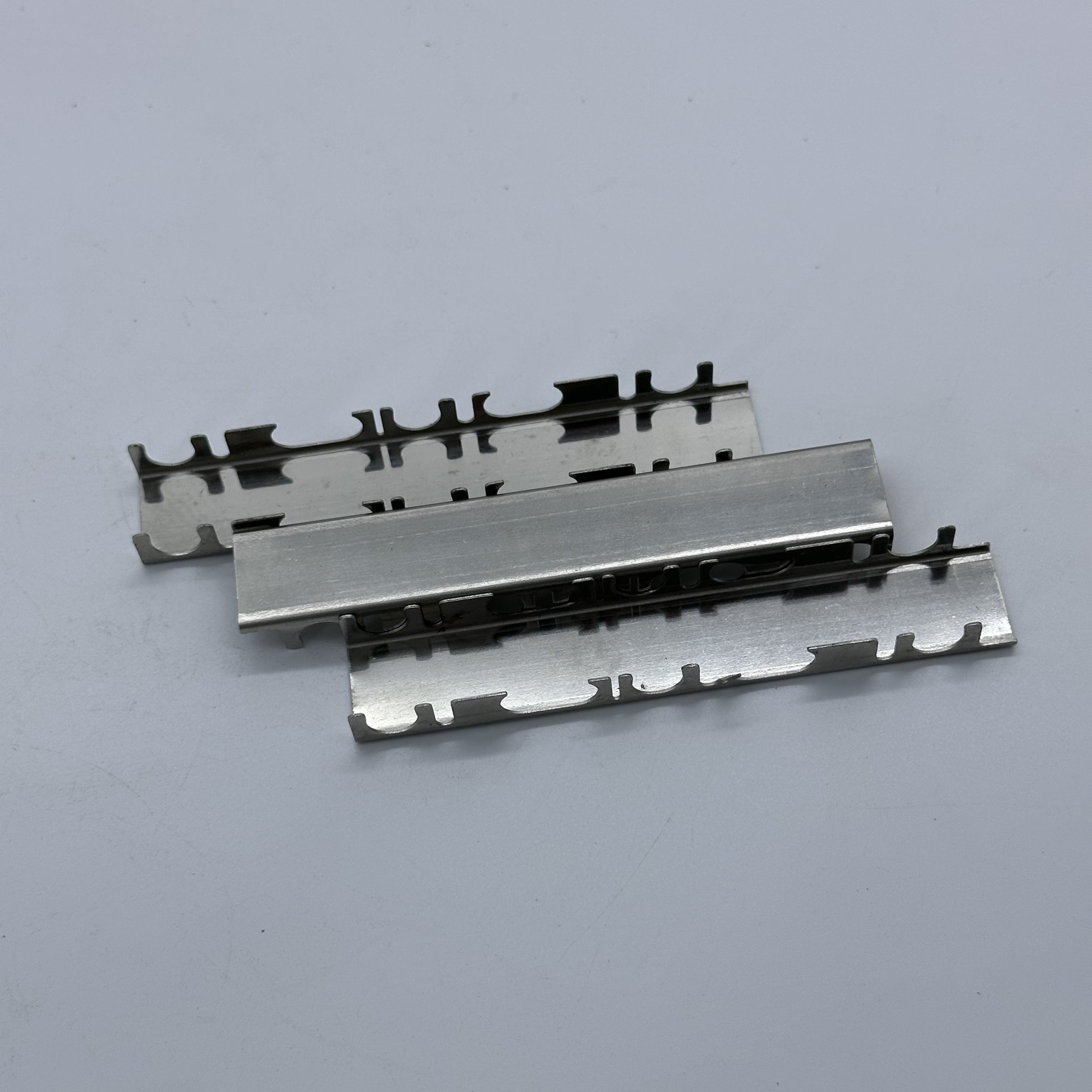 Oem Professional Precision Aluminum Stainless Steel Hardware Bend Deep Drawn Laser Cutting Custom Metal Sheet Metal Fabrication - 图片 5